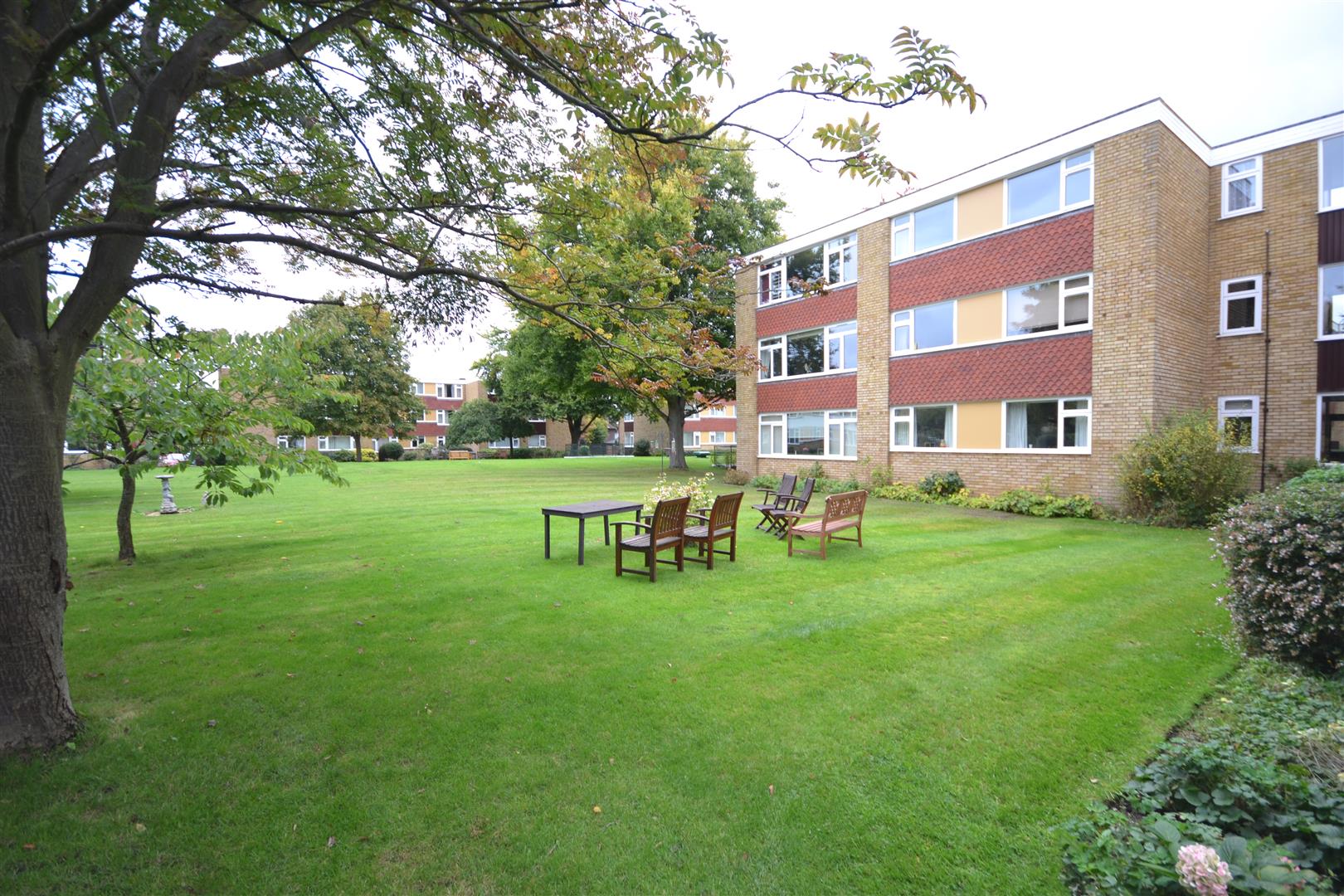 COMMUNAL GARDENS